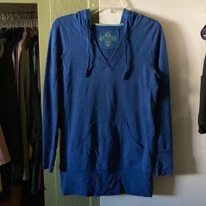 Long Sleeve Hooded Pullover Shirt